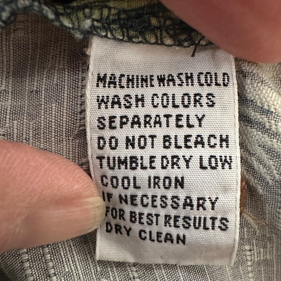 Tommy Bahama Christmas shirt - Picture 10 of 11